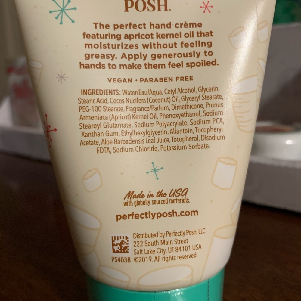 All Fluffed Up Bug Fat Yummy Hand Creme